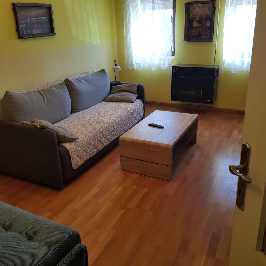 Odlična kuća u centru – Sremski Karlovci, slika 20