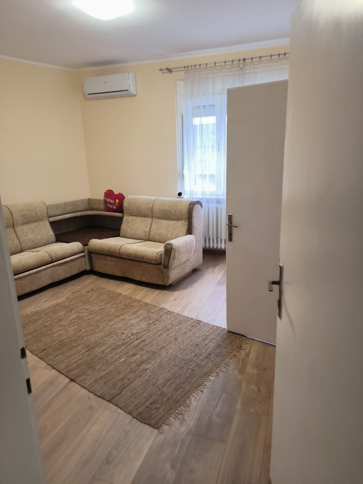 Trosoban stan centar – Sremski Karlovci, slika 2