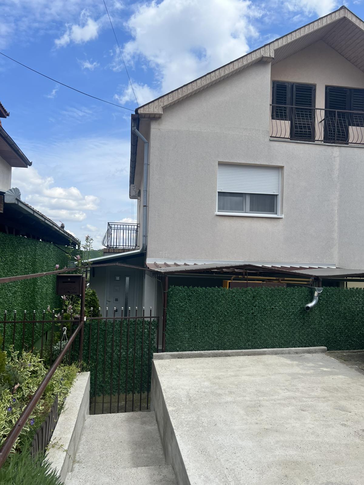 Odlična kuća na lepoj lokaciji – Sremski Karlovci | Linea Casa