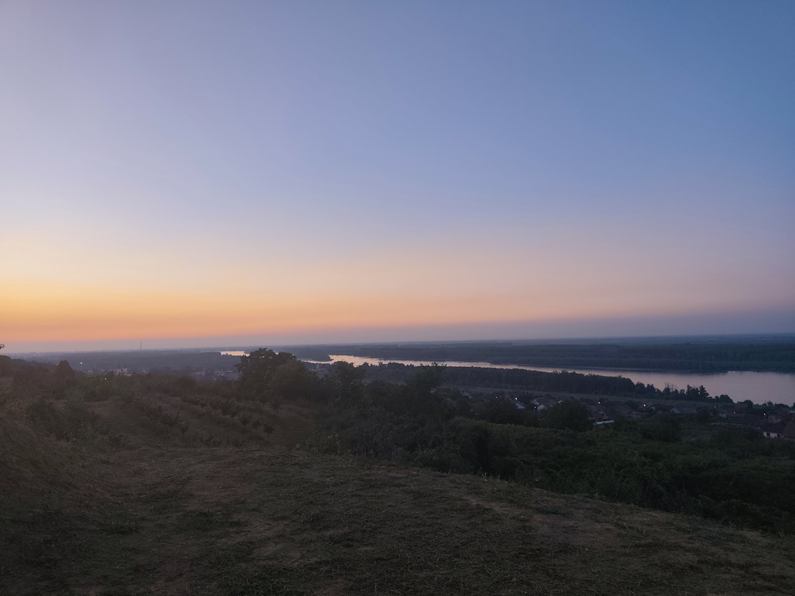 Gradjevinski plac sa otvorenim pogledom na Dunav – Sremski Karlovci, slika 3
