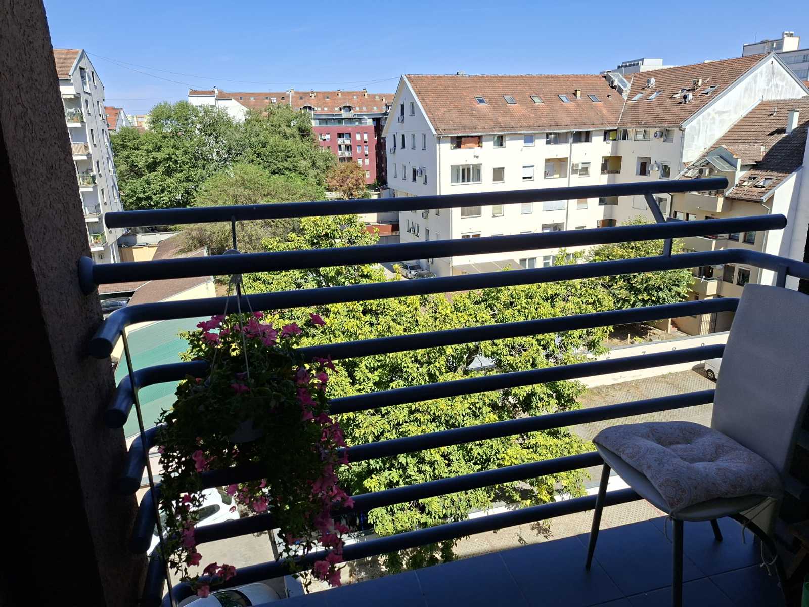 Fantastičan useljiv dvosoban stan kod Socijalnog – Novi Sad, slika 6