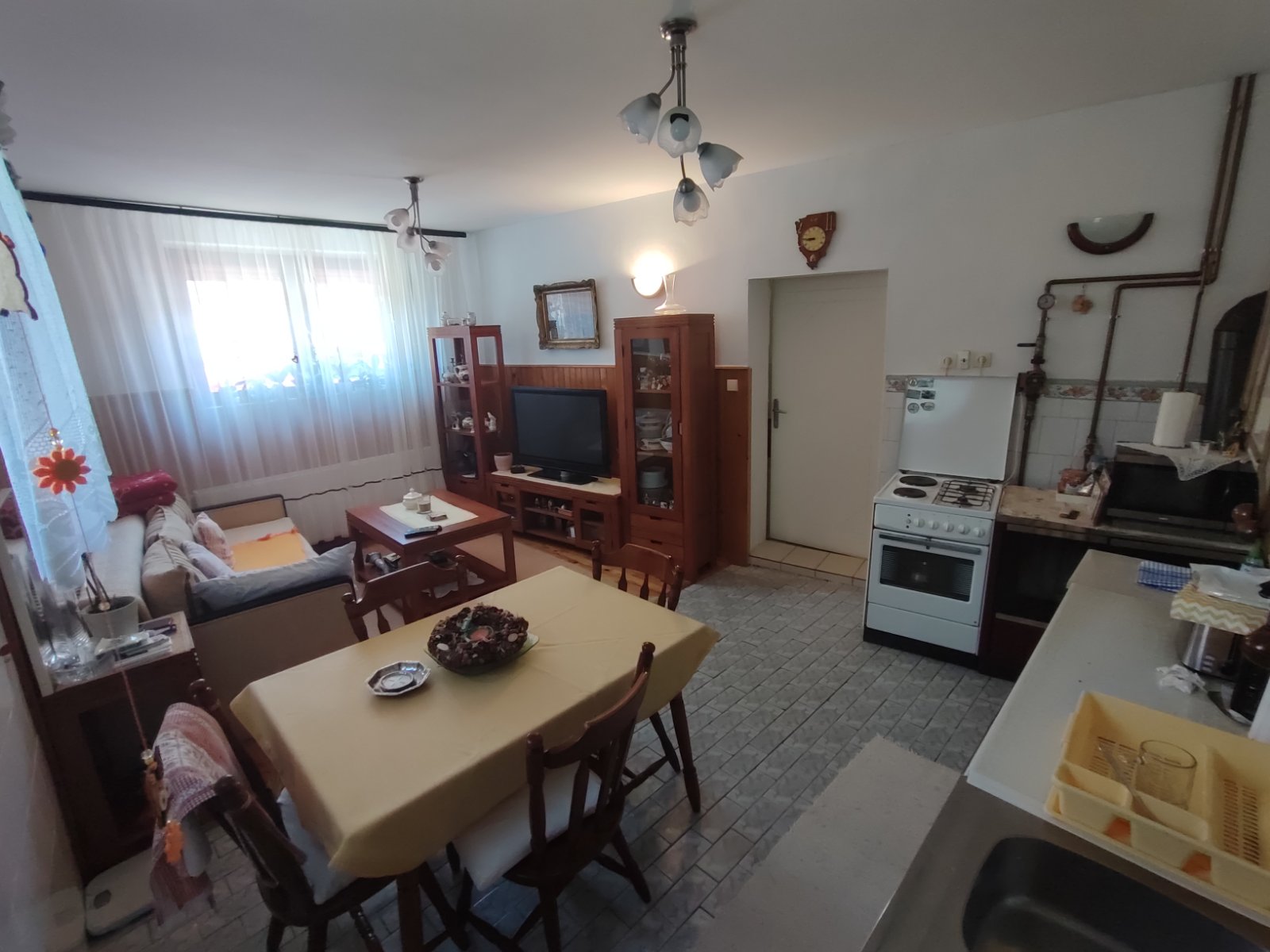 Prizemna četvorosobna kuća u Sremskim Karlovcima! – Sremski Karlovci, slika 8