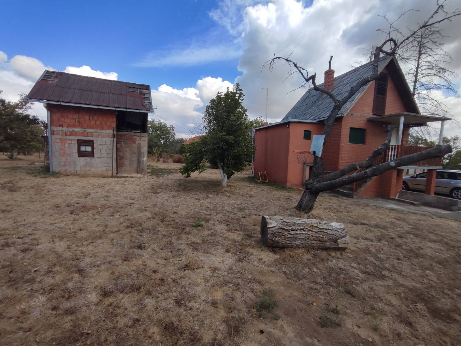 Vikendica na potezu Banstol - Krušedeol – Sremski Karlovci | Linea Casa