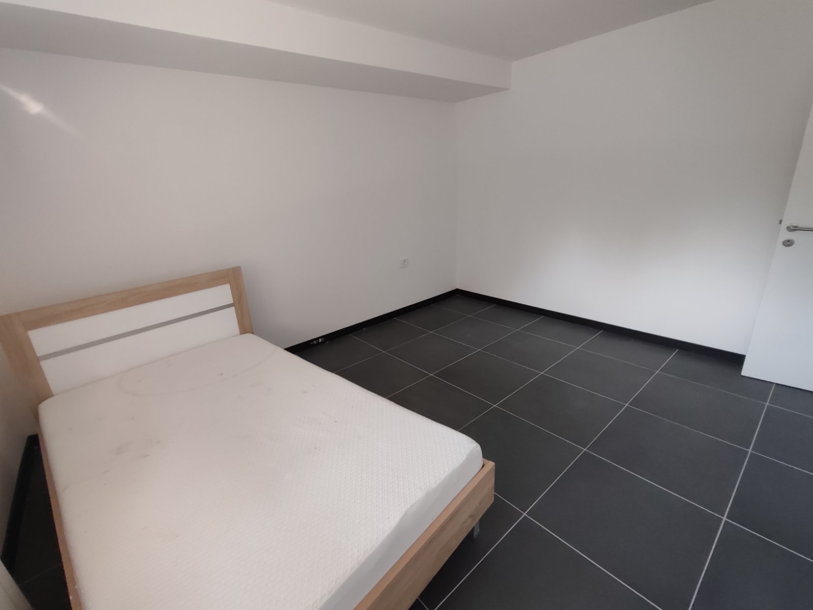 Renoviran dvosoban stan u Sremskim Karlovcima – Sremski Karlovci, slika 1