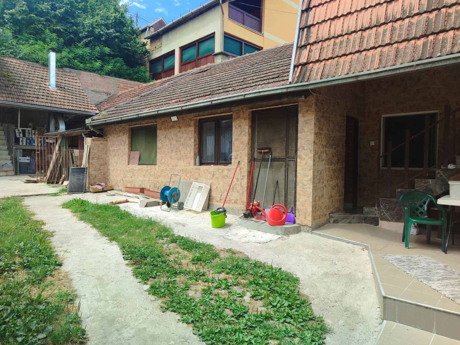 Jedinstven ugostiteljsko-stambeni kompleks u Sremskim Karlovcima. – Sremski Karlovci, slika 5
